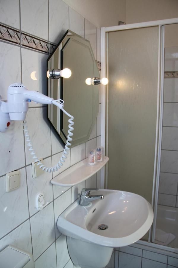 Buskes Hotel Steinfoerde Wietze Room photo