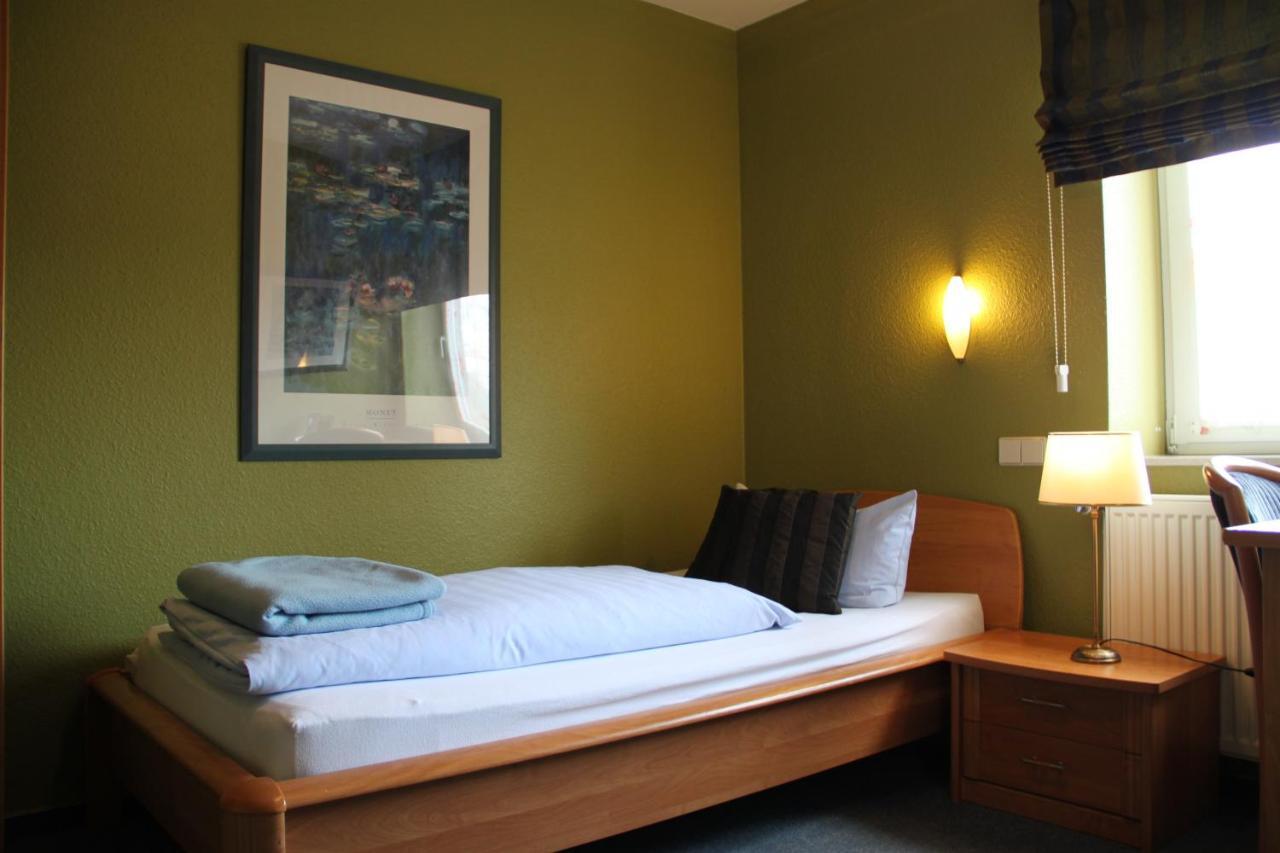 Buskes Hotel Steinfoerde Wietze Room photo